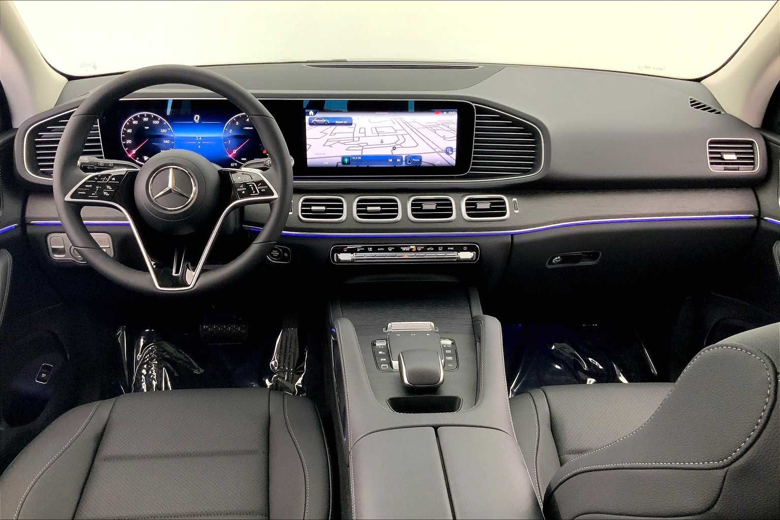 Thumbnail: 2026 Mercedes-Benz GLE - 10