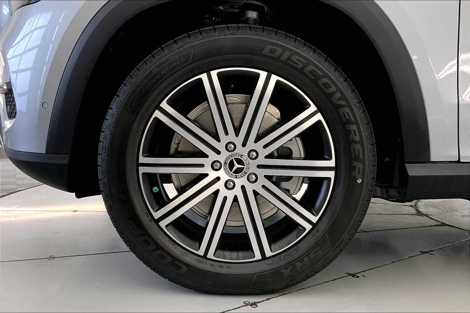 Thumbnail: 2025 Mercedes-Benz GLE - 8