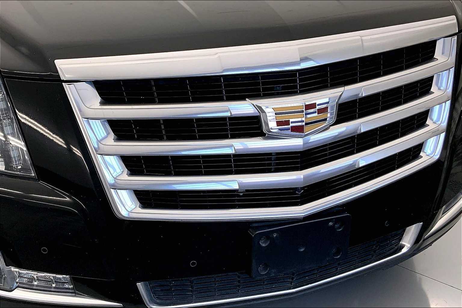 Thumbnail: 2017 Cadillac Escalade - 26
