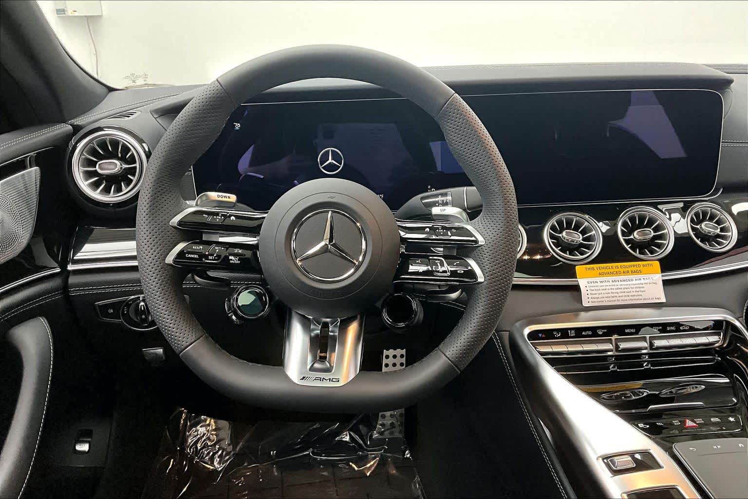 Thumbnail: 2026 Mercedes-Benz AMG GT - 15