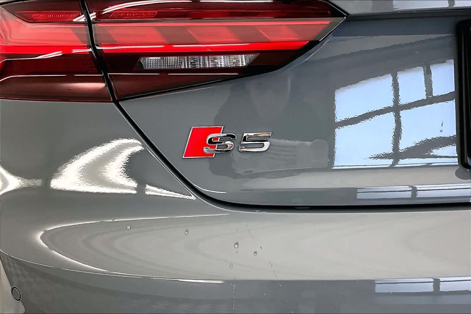 Thumbnail: 2022 Audi S5 - 7