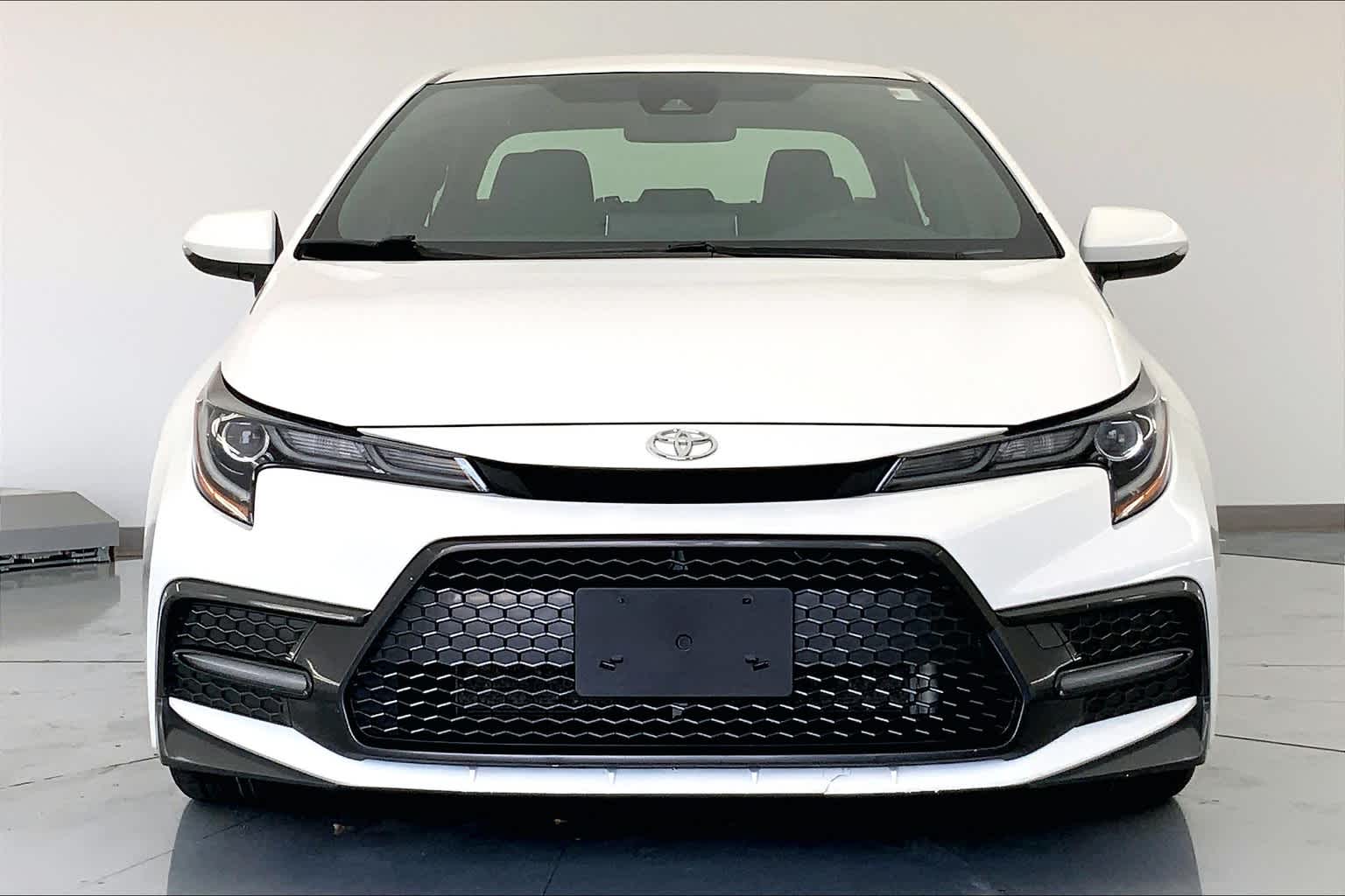 Thumbnail: 2020 Toyota Corolla - 6