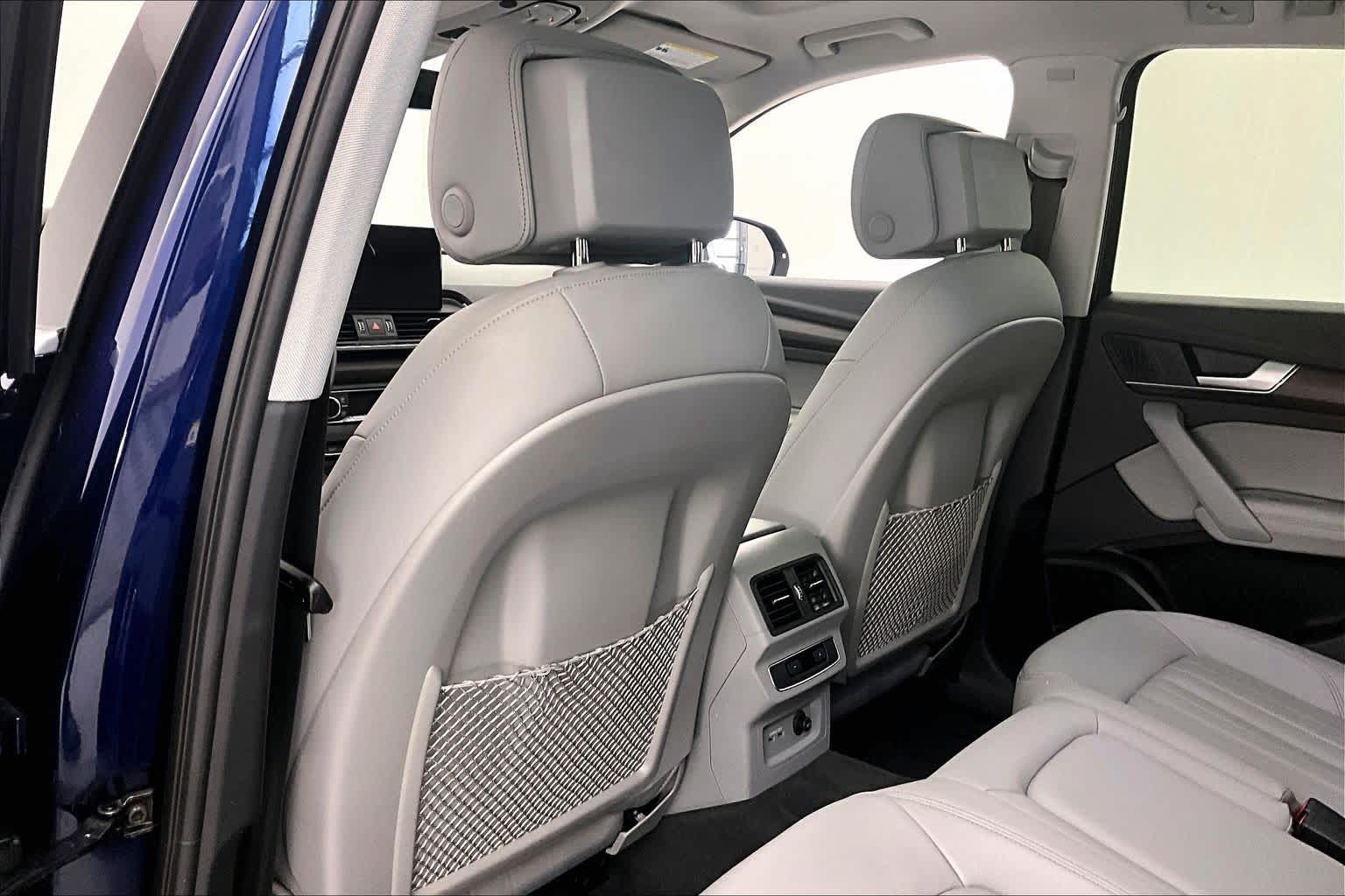 Thumbnail: 2023 Audi Q5 - 12