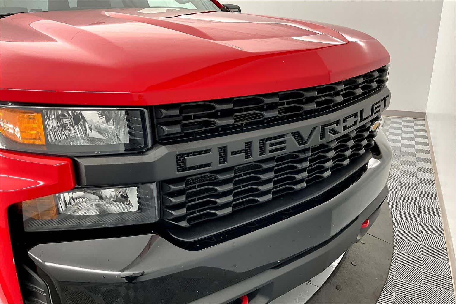 Thumbnail: 2019 Chevrolet Silverado 1500 - 26