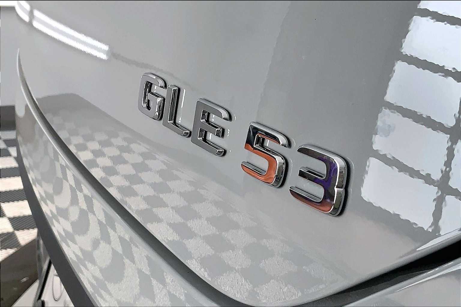 Thumbnail: 2026 Mercedes-Benz GLE - 7