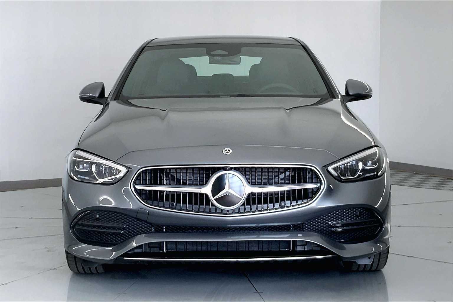 Thumbnail: 2025 Mercedes-Benz C-Class - 6