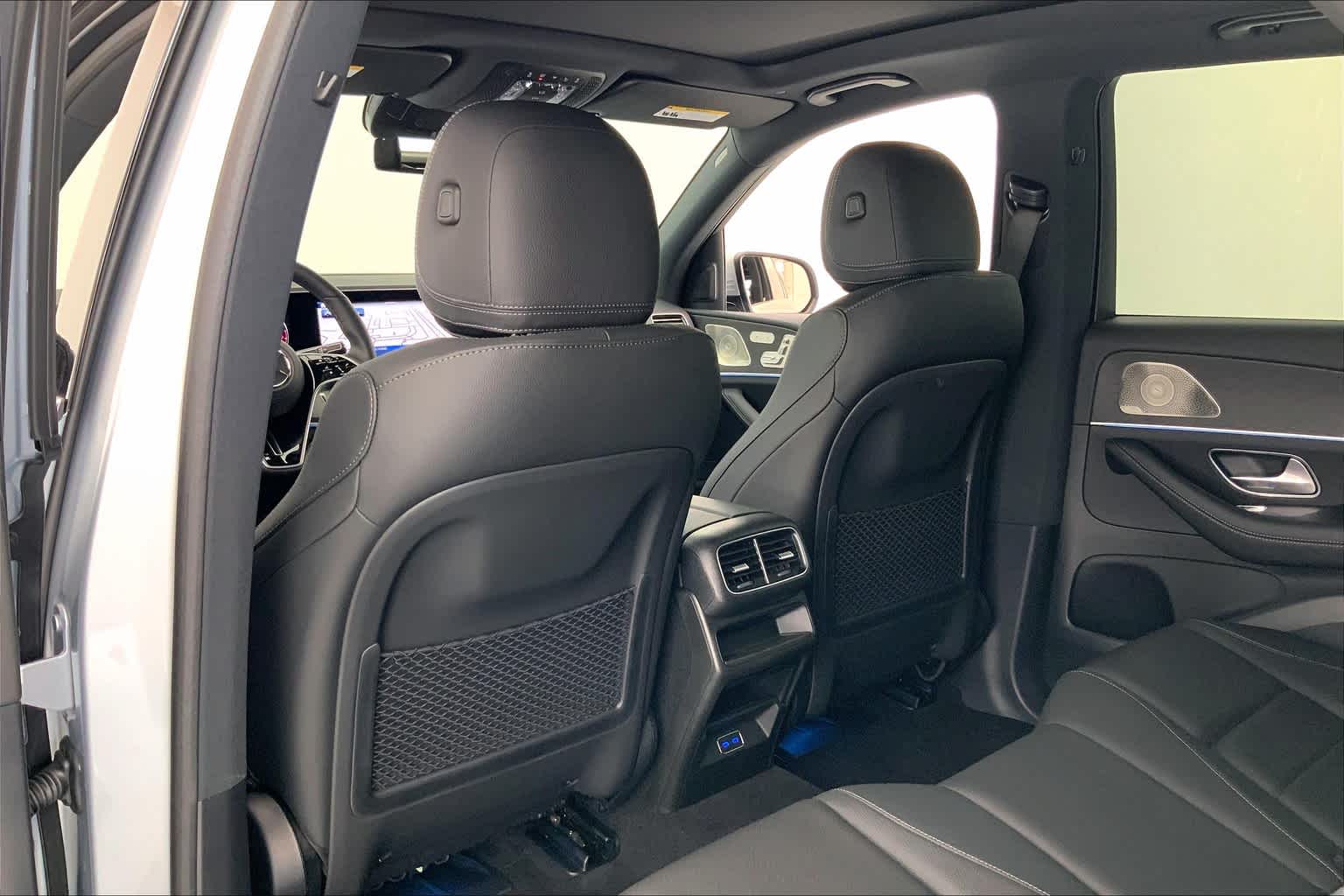 Thumbnail: 2025 Mercedes-Benz GLE - 12