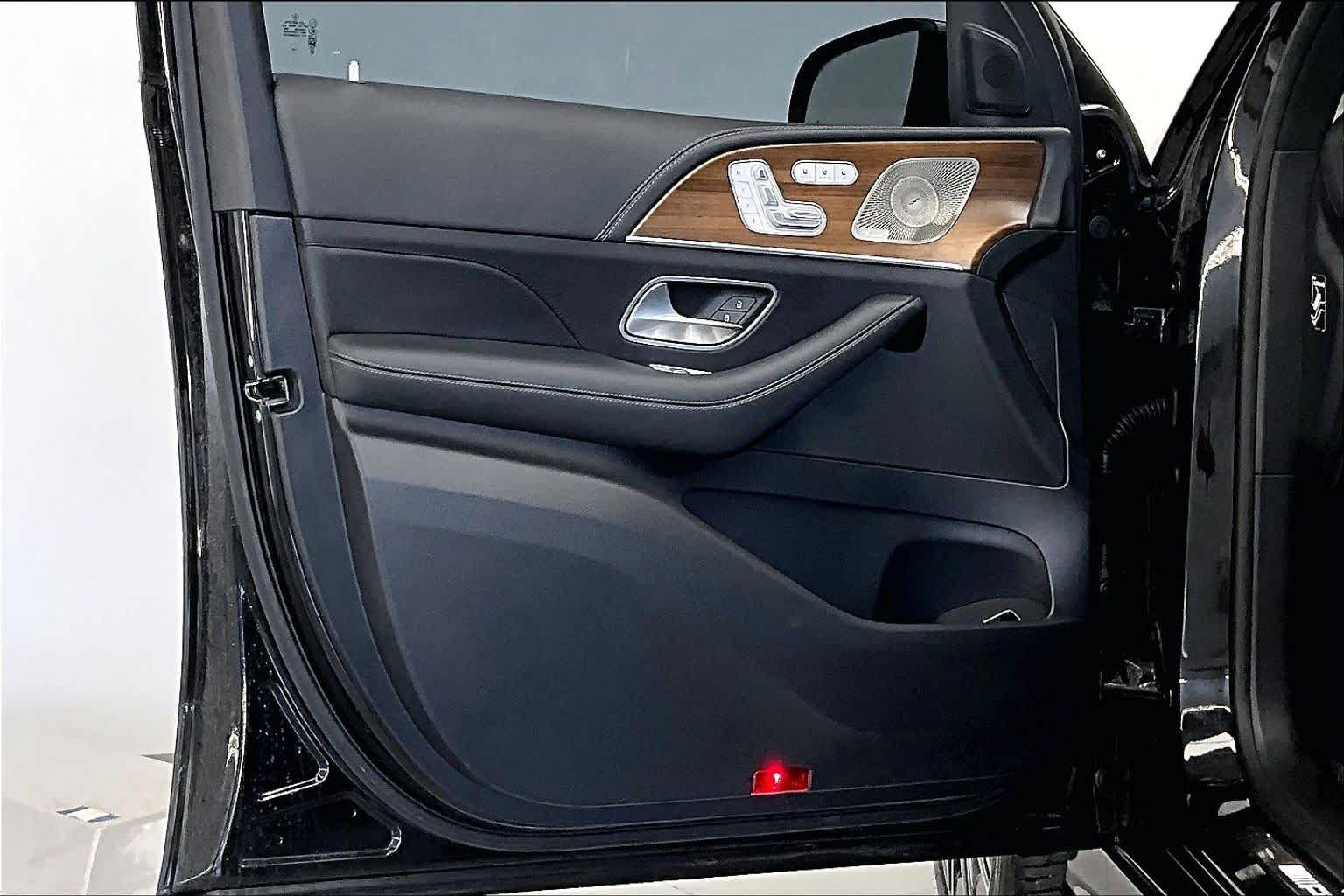 Thumbnail: 2024 Mercedes-Benz GLE - 23