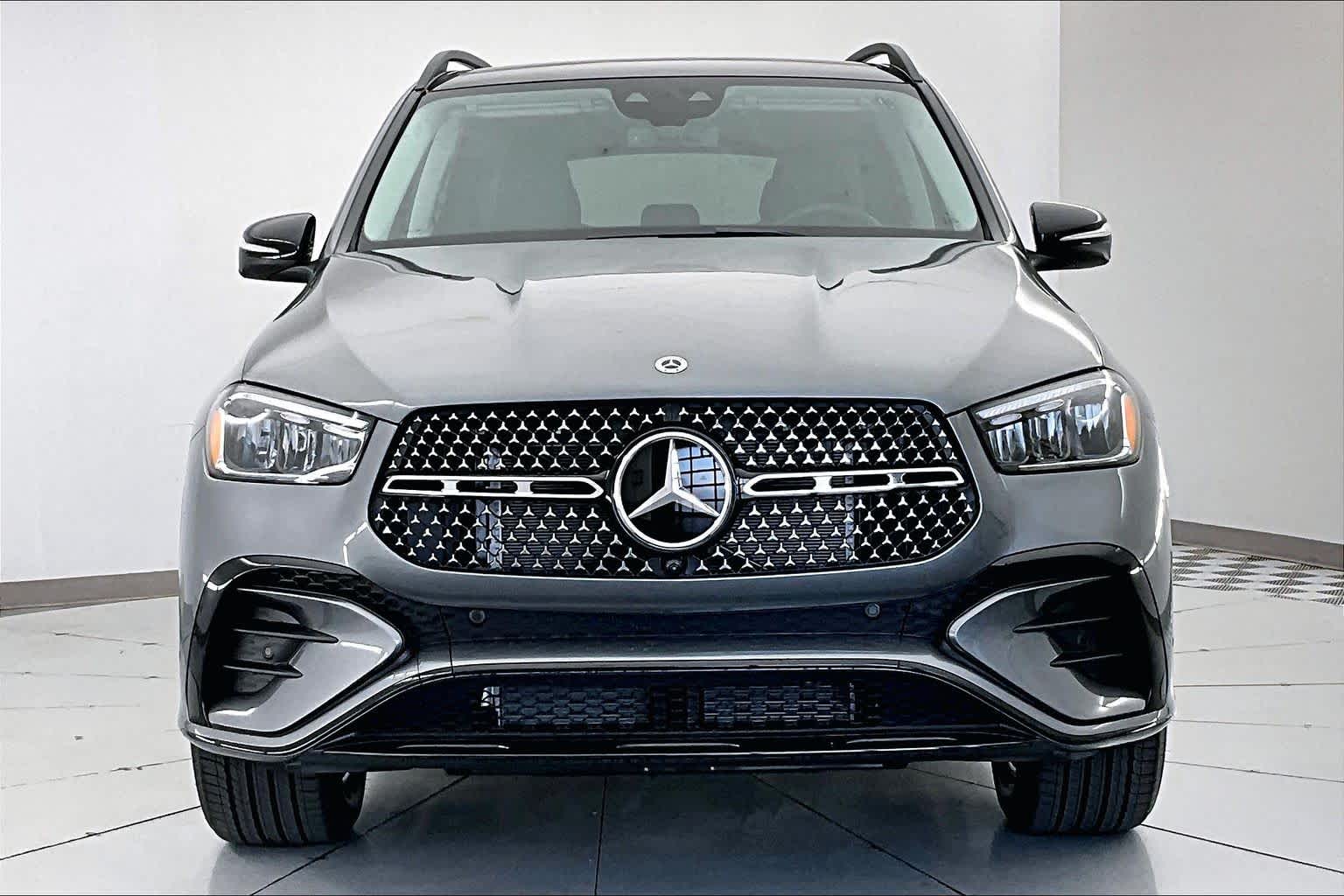 Thumbnail: 2026 Mercedes-Benz GLE - 6