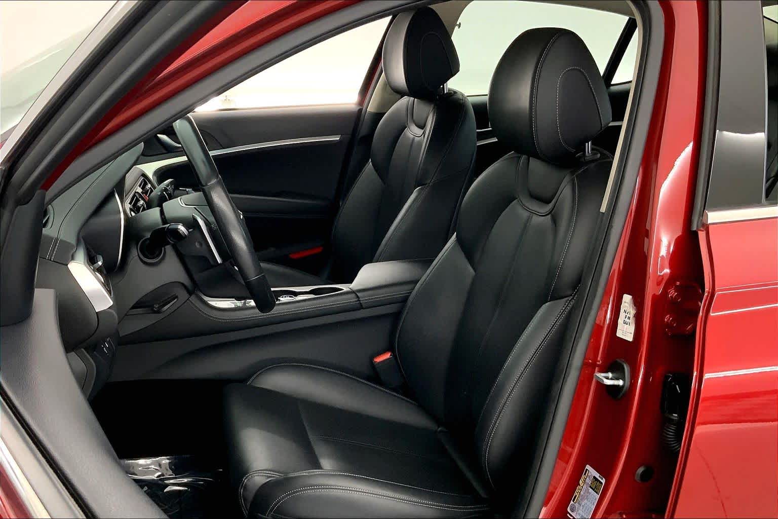 Thumbnail: 2023 Genesis G70 - 11