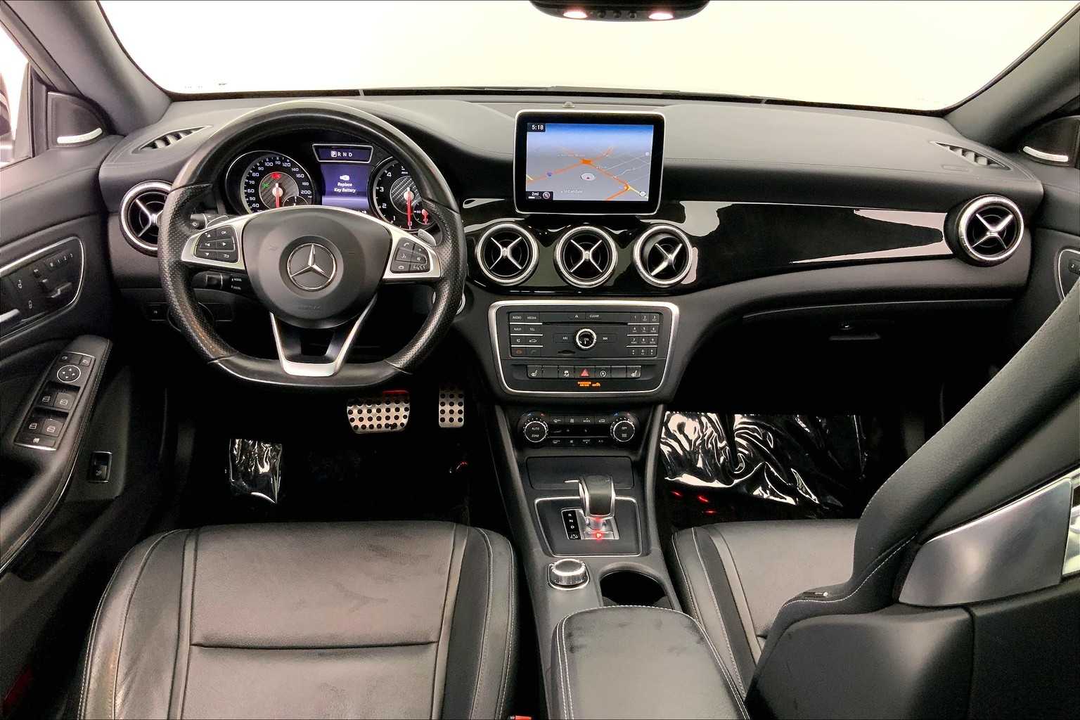 Thumbnail: 2015 Mercedes-Benz CLA - 10