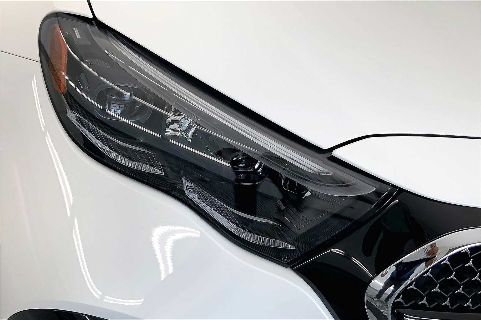 Thumbnail: 2025 Mercedes-Benz E-Class - 21