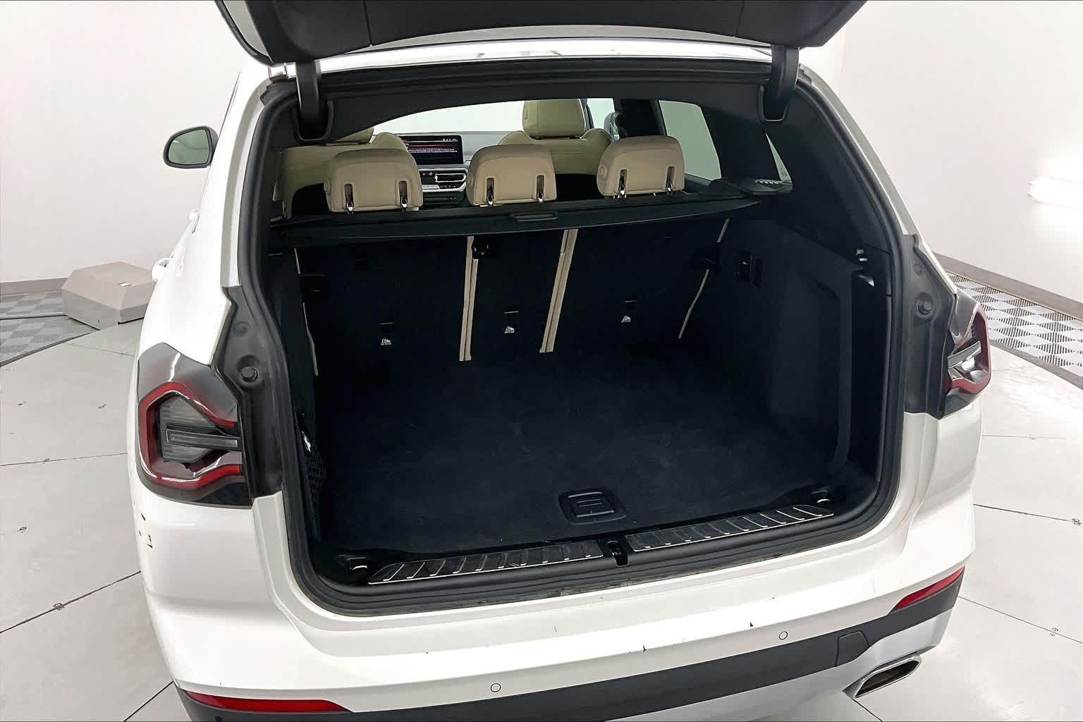 Thumbnail: 2024 BMW X3 - 19