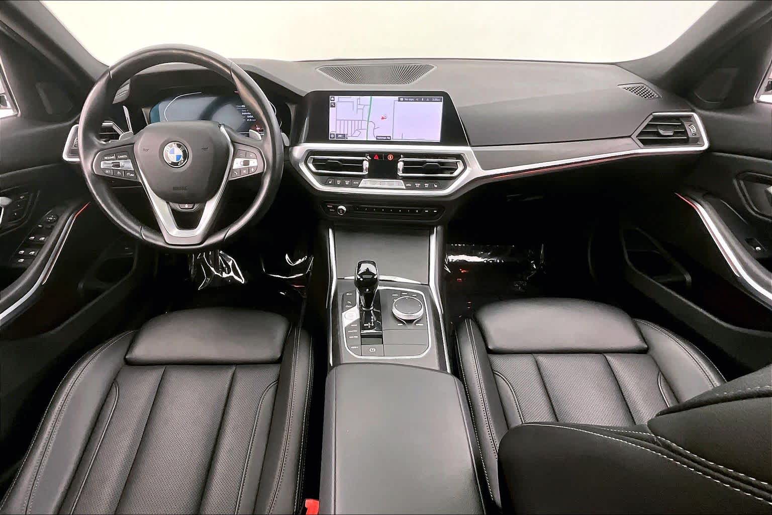 Thumbnail: 2022 BMW 3 Series - 10