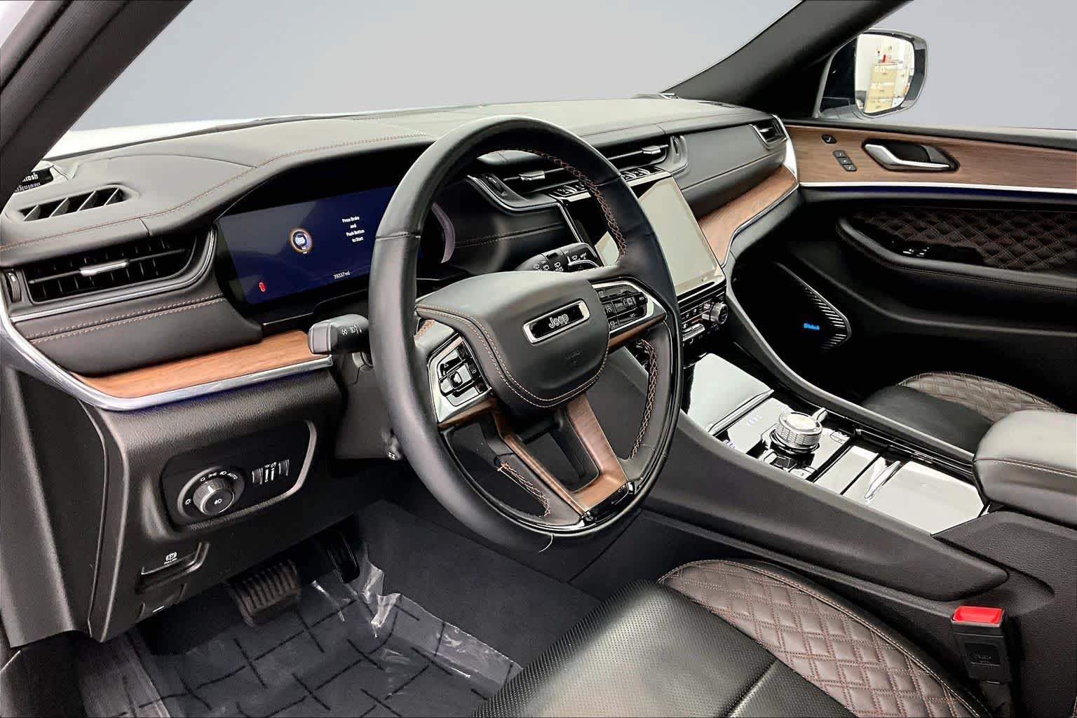 Thumbnail: 2023 Jeep Grand Cherokee - 2
