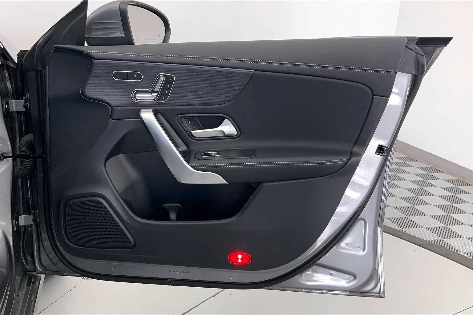 Thumbnail: 2024 Mercedes-Benz CLA - 23