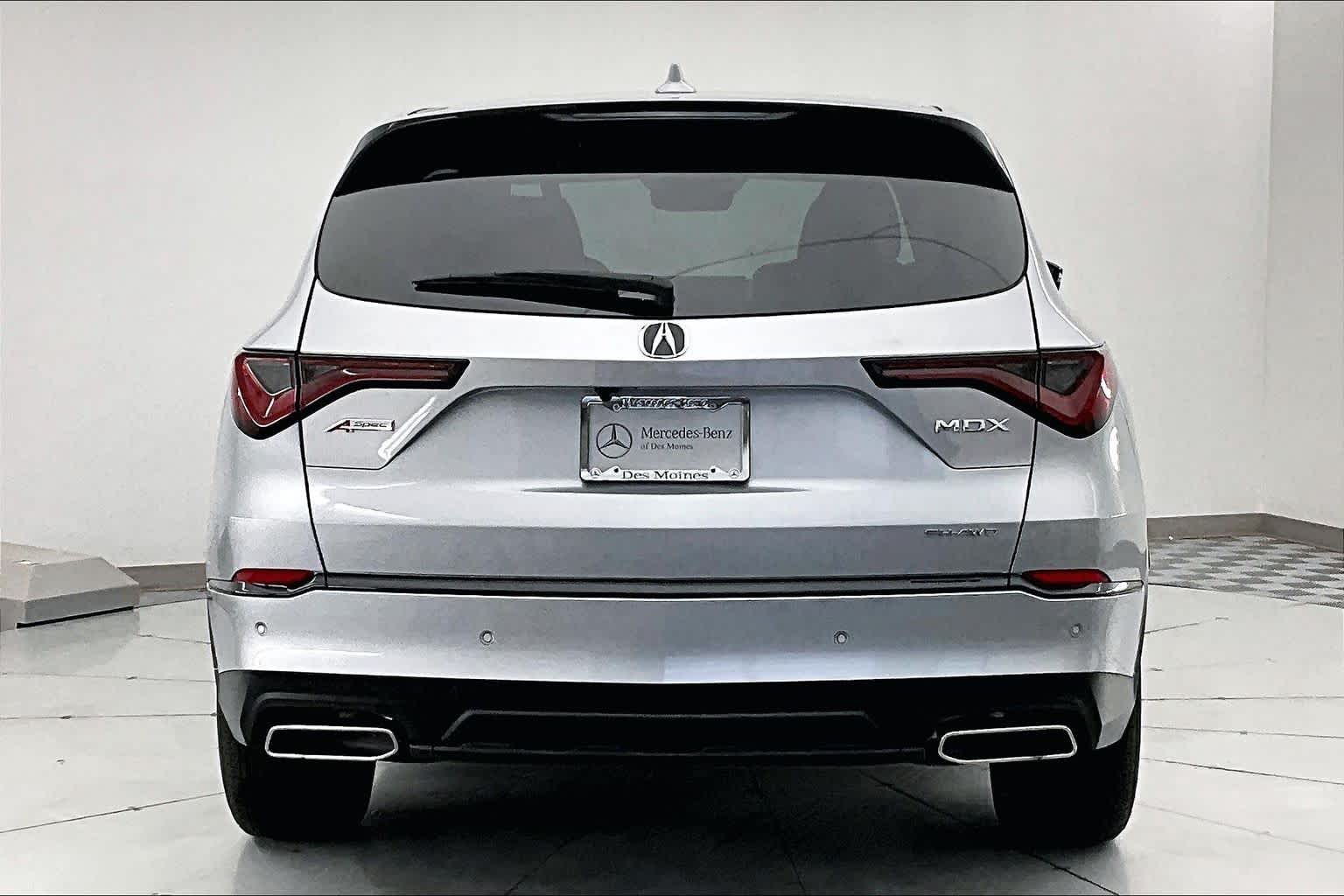 Thumbnail: 2023 Acura MDX - 5