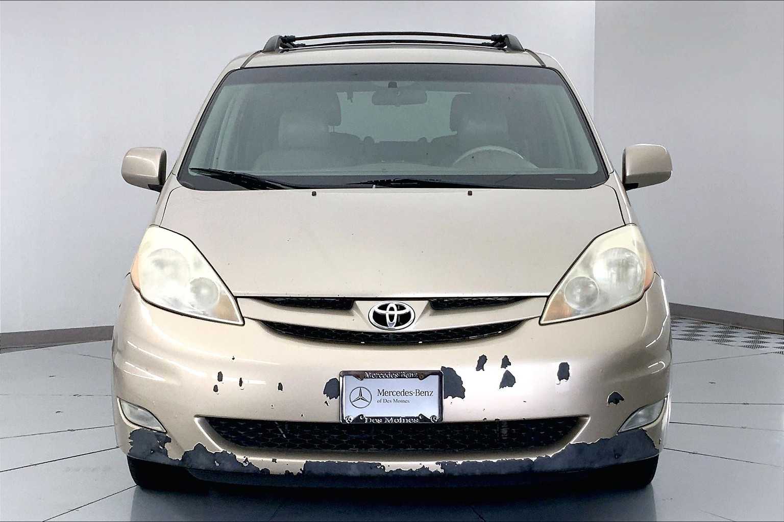 Thumbnail: 2006 Toyota Sienna - 6
