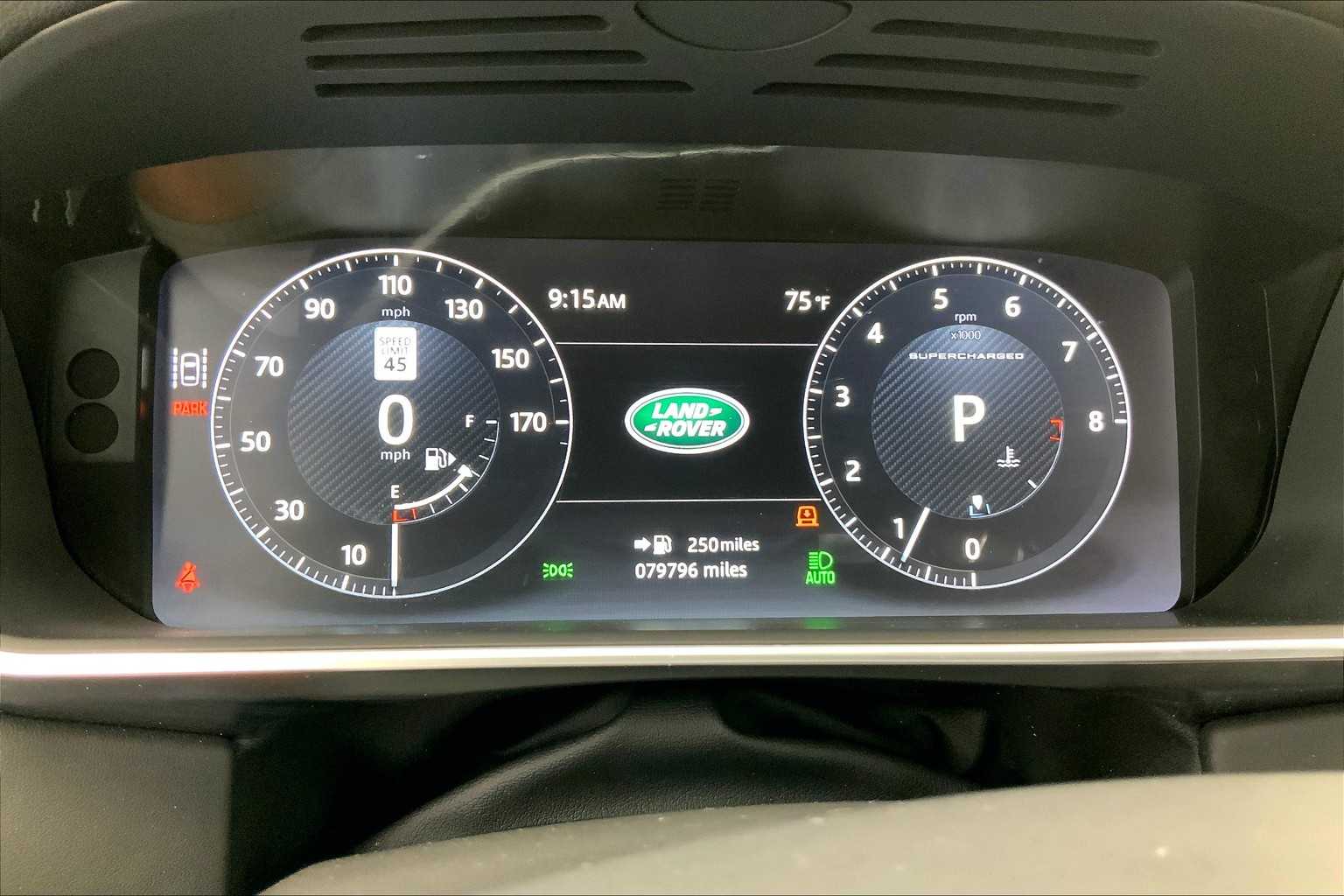 Thumbnail: 2017 Land Rover Range Rover - 18