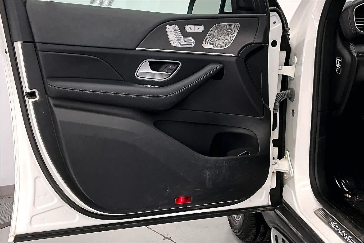 Thumbnail: 2022 Mercedes-Benz GLS - 23