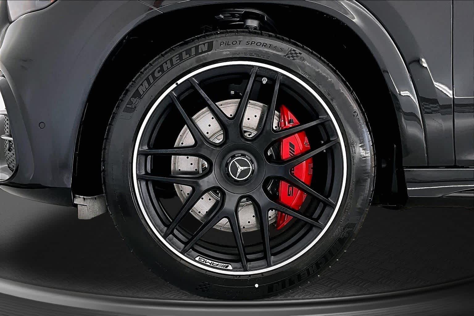 Thumbnail: 2026 Mercedes-Benz GL-Class - 8