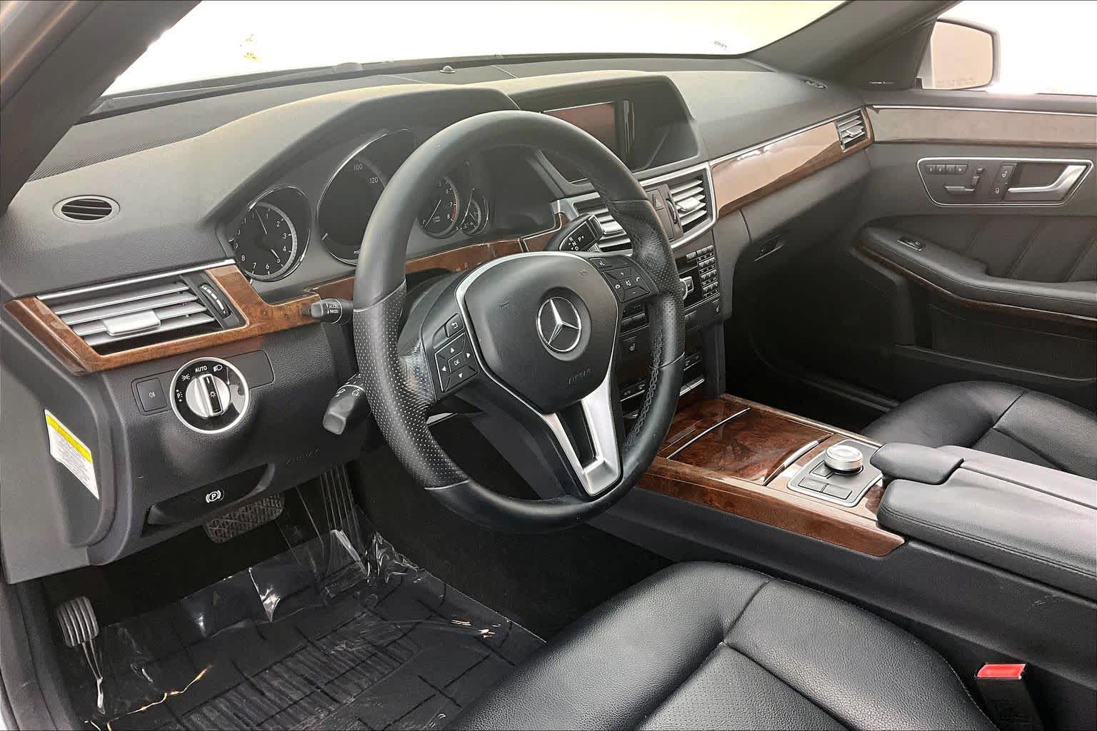 Thumbnail: 2012 Mercedes-Benz E-Class - 2