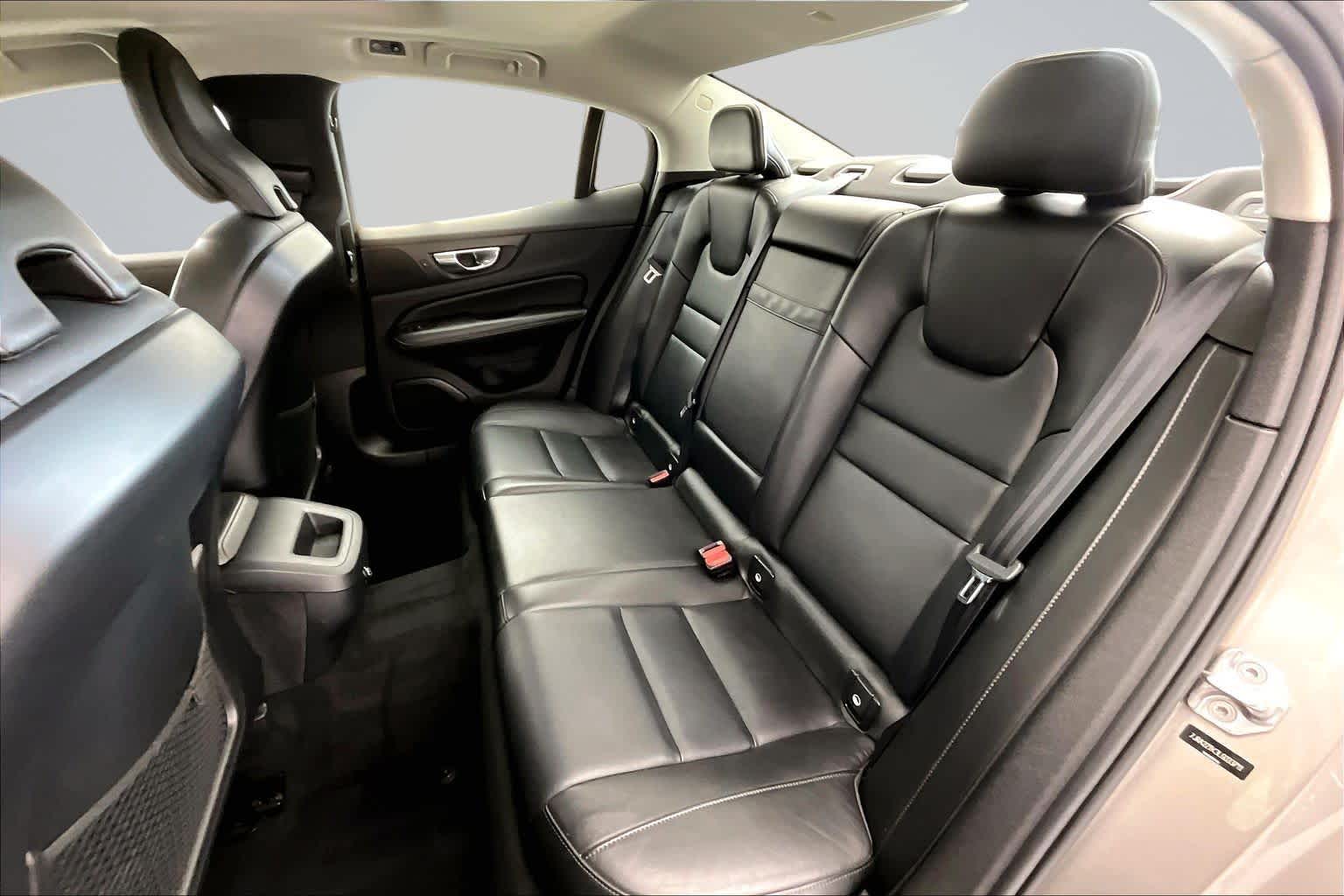 Thumbnail: 2020 Volvo S60 - 12