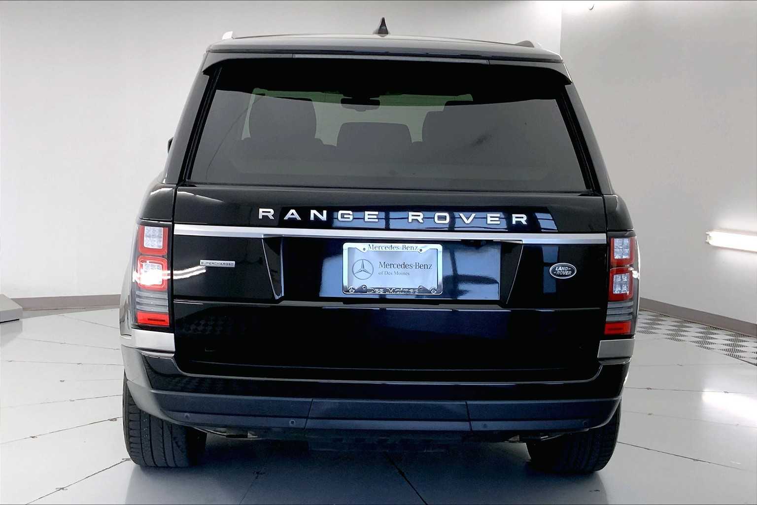 Thumbnail: 2017 Land Rover Range Rover - 5