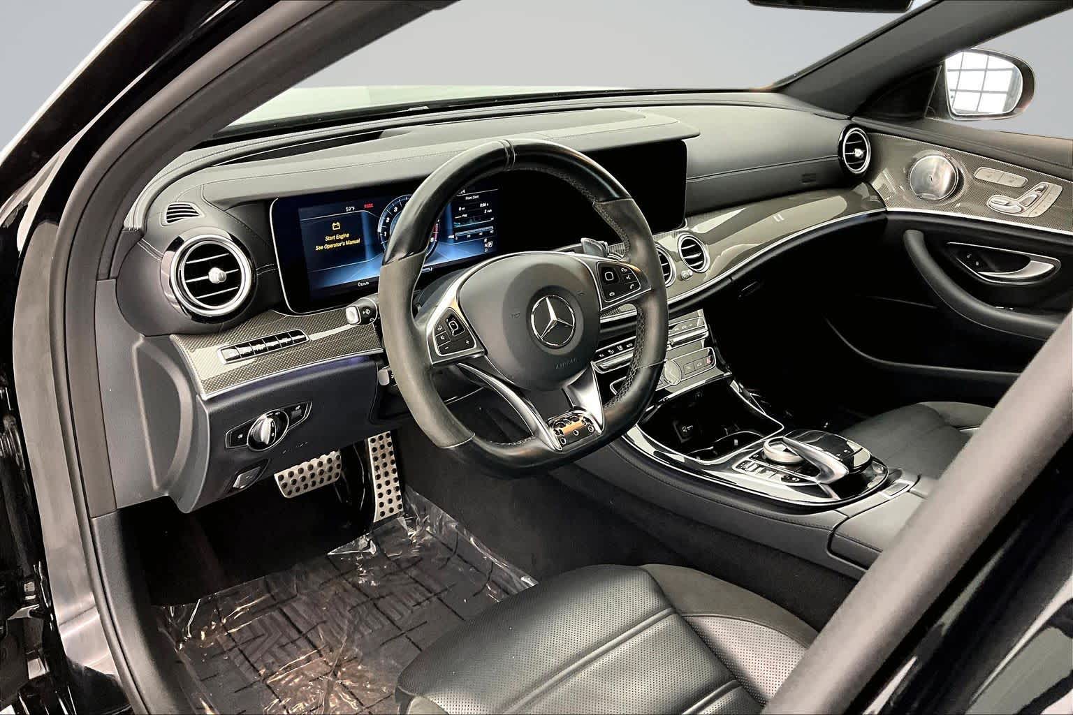 Thumbnail: 2017 Mercedes-Benz E-Class - 2