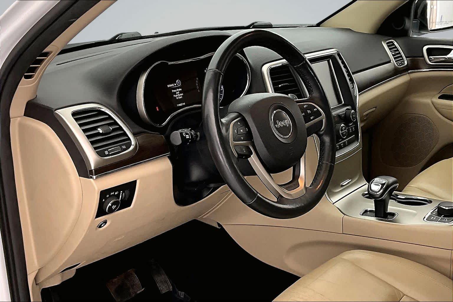 Thumbnail: 2015 Jeep Grand Cherokee - 2