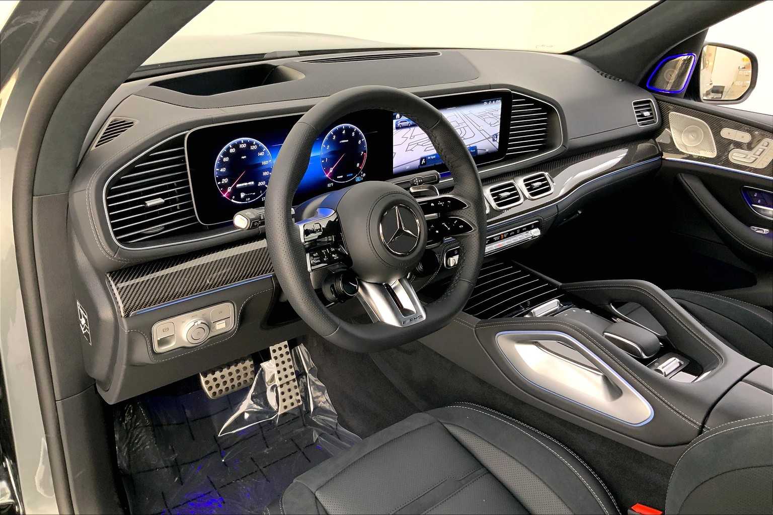 Thumbnail: 2026 Mercedes-Benz GL-Class - 2