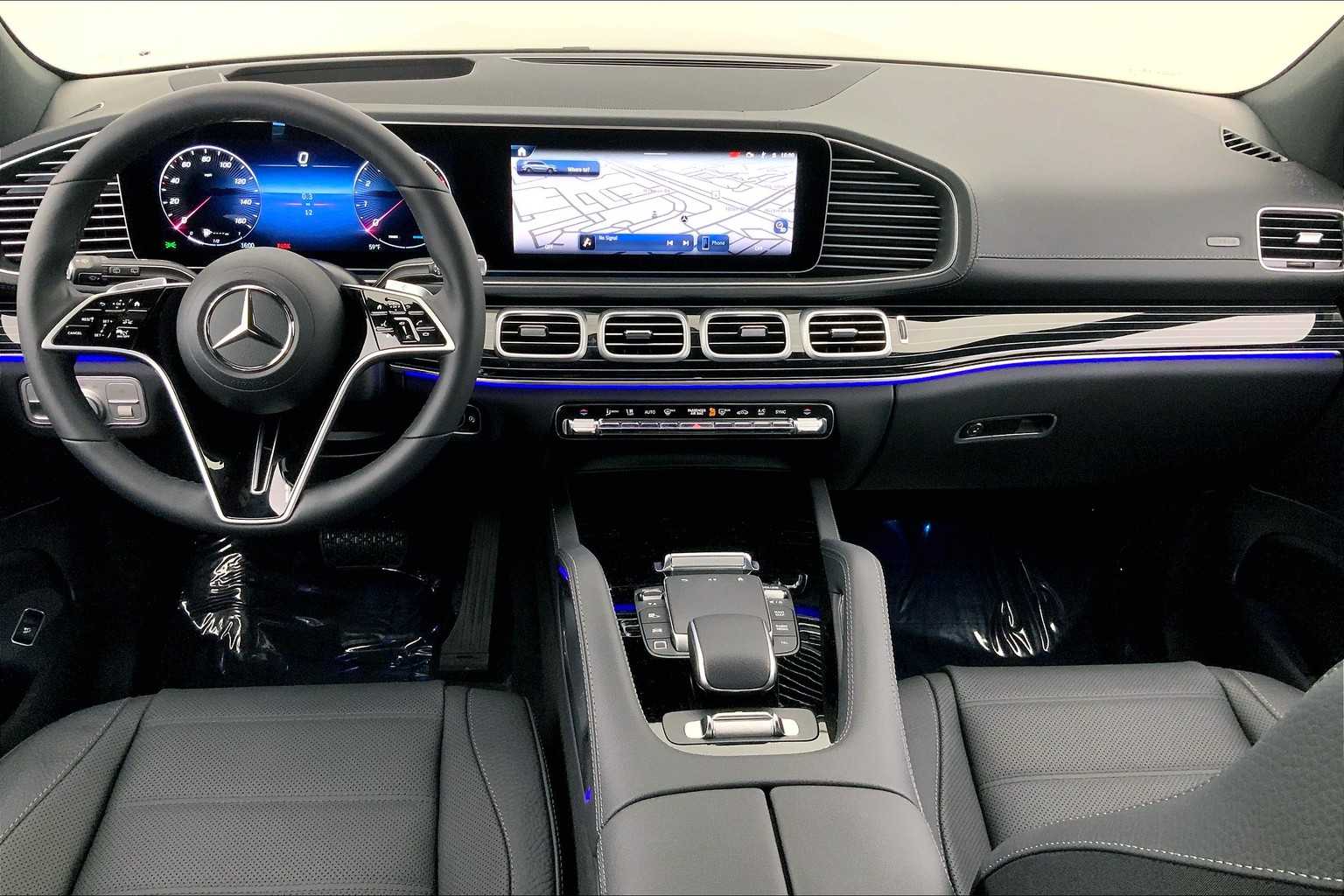 2025 Mercedes-Benz GLS 450 4MATIC 10