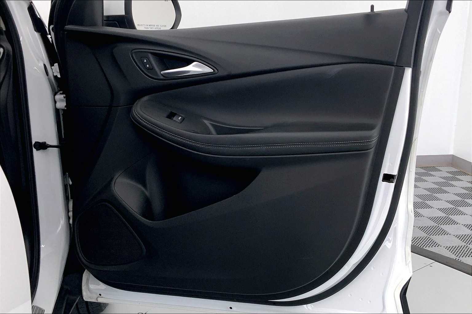 Thumbnail: 2020 Buick Encore GX - 23