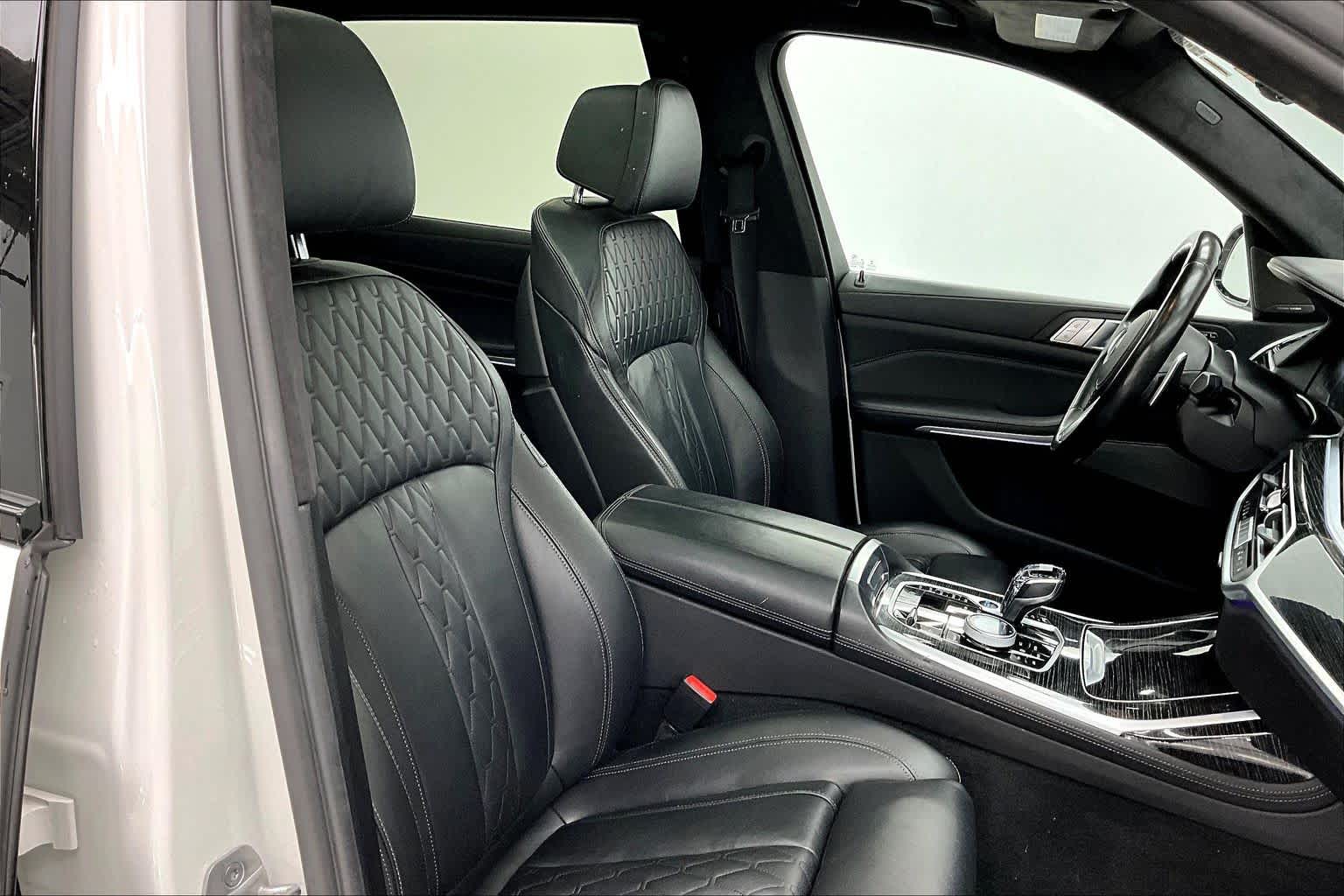 Thumbnail: 2021 BMW X7 - 14