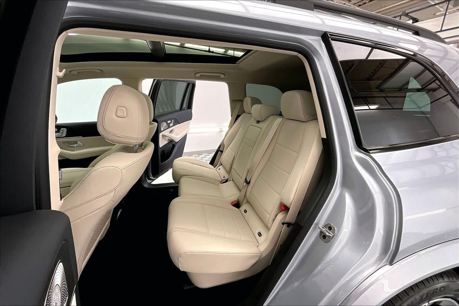Thumbnail: 2026 Mercedes-Benz GLS - 13