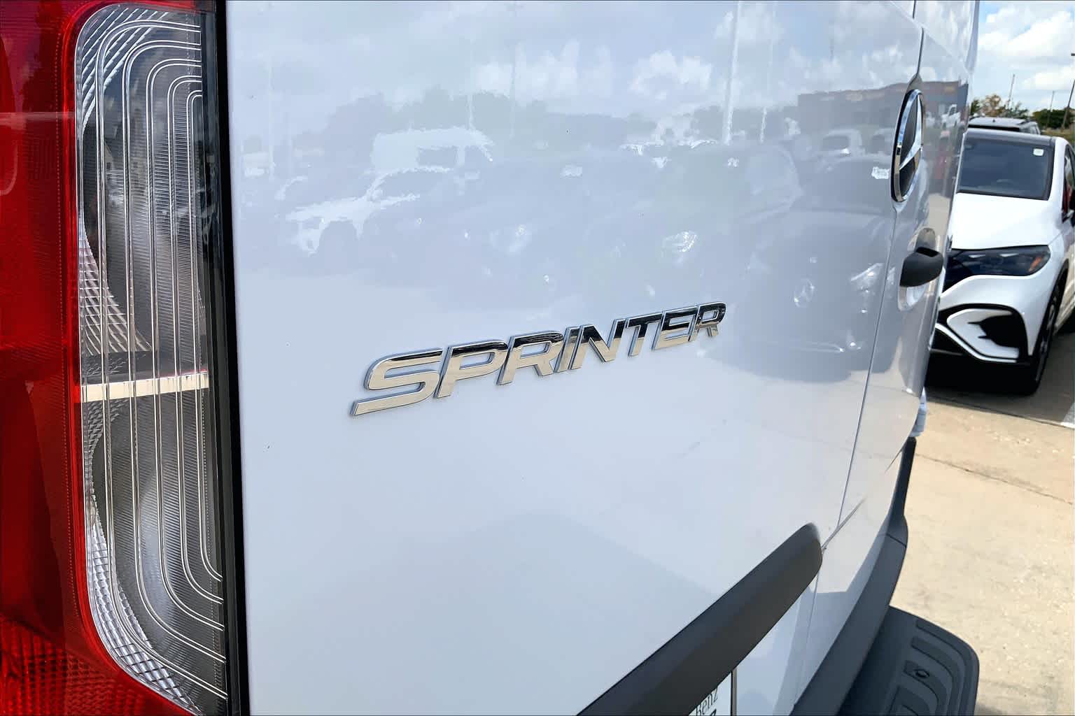 Thumbnail: 2024 Mercedes-Benz Sprinter - 7