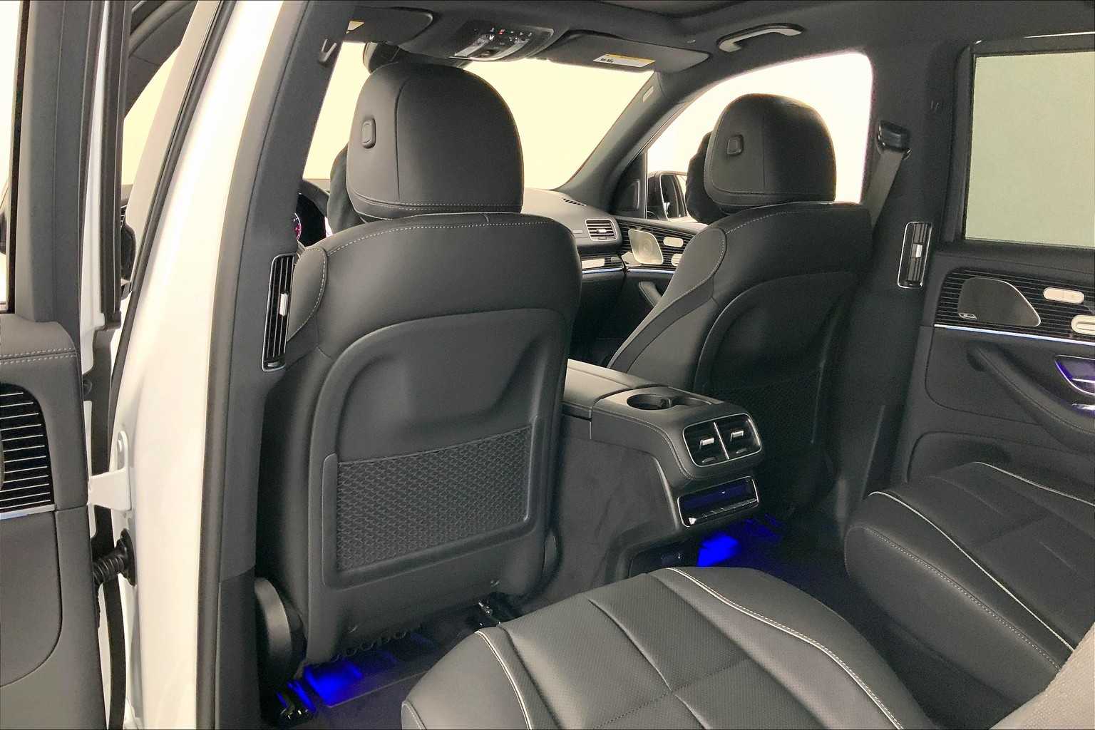 Thumbnail: 2026 Mercedes-Benz GLS - 12