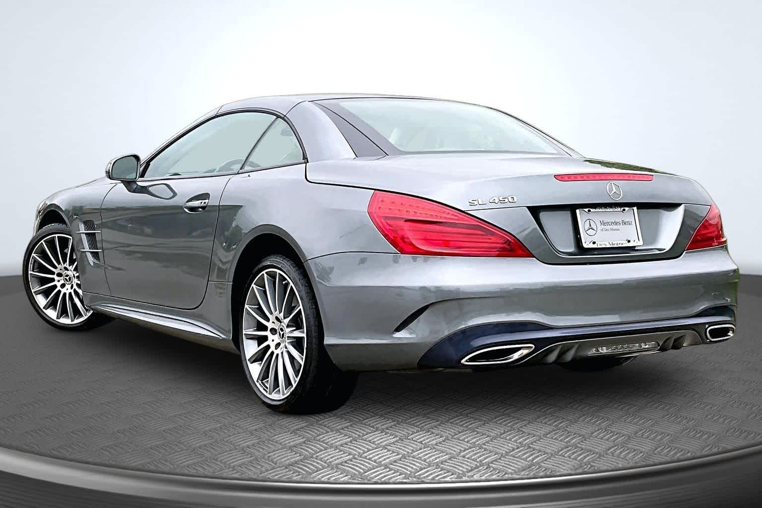 Thumbnail: 2019 Mercedes-Benz SL-Class - 3