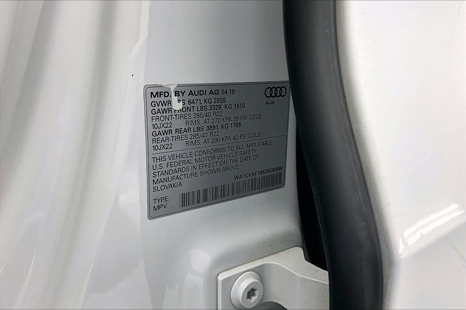 Thumbnail: 2019 Audi Q8 - 28