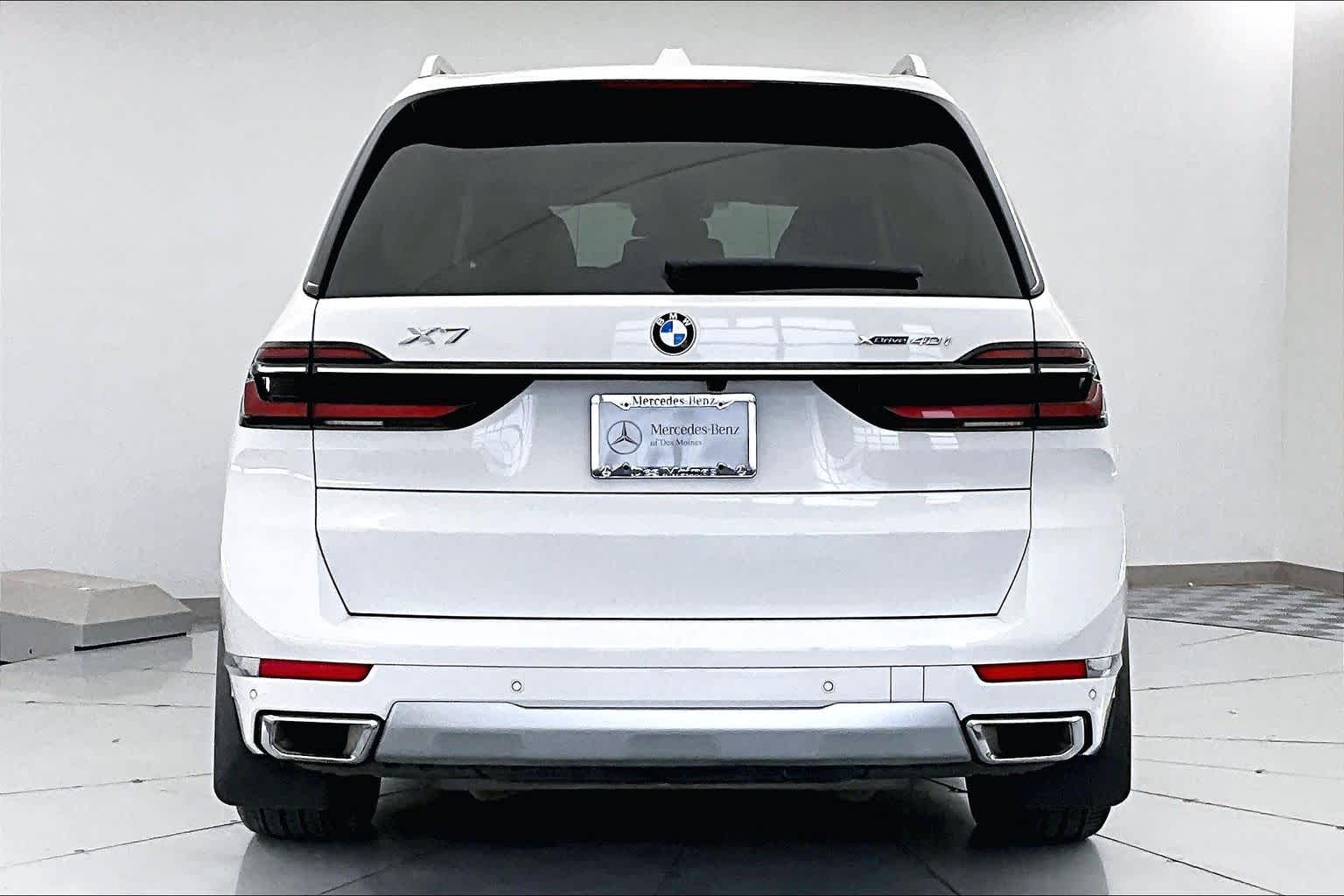 Thumbnail: 2023 BMW X7 - 5