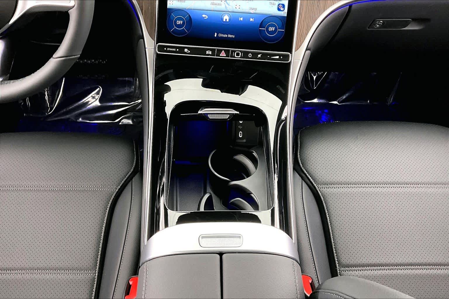 Thumbnail: 2026 Mercedes-Benz GLC - 23