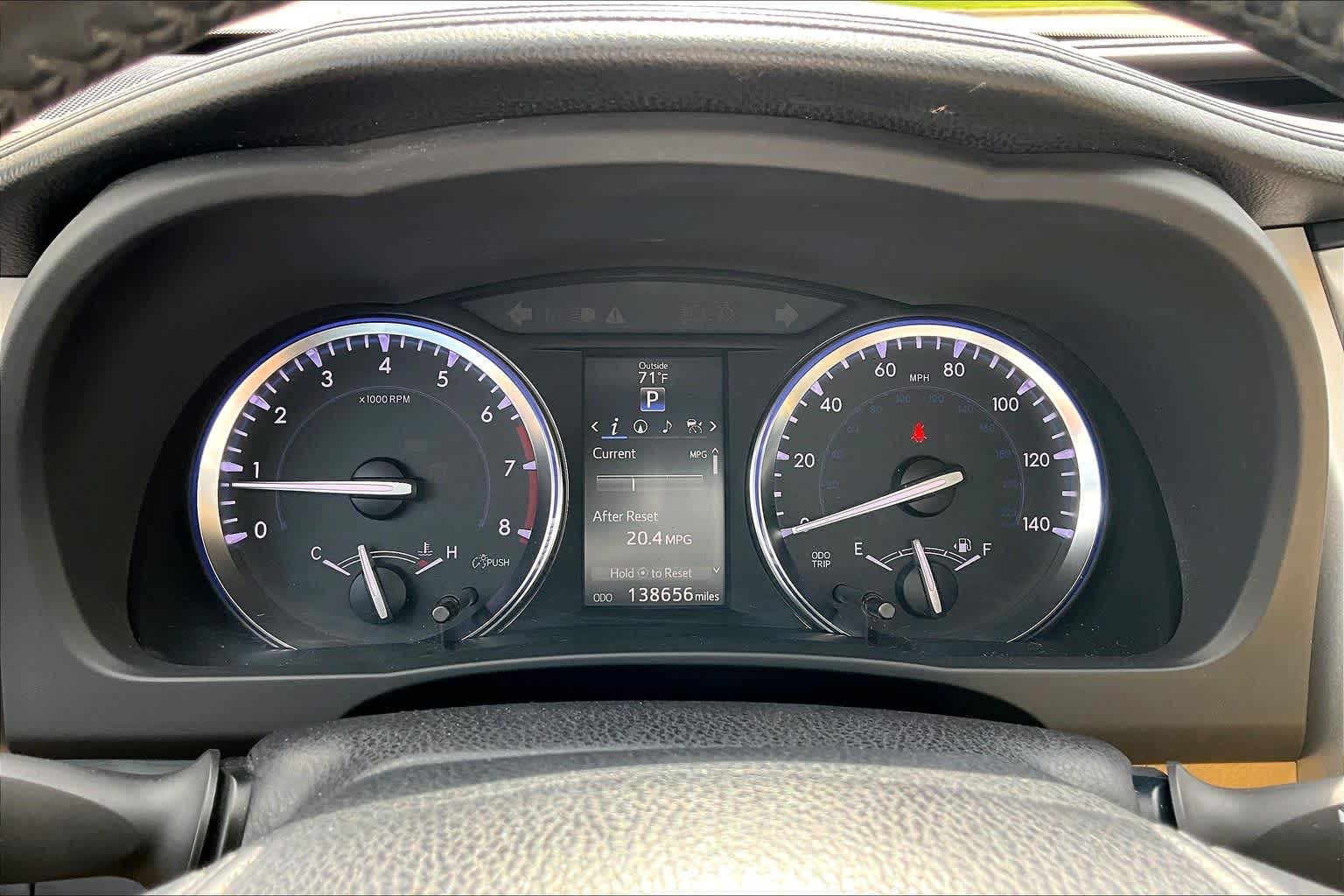 Thumbnail: 2015 Toyota Highlander - 18