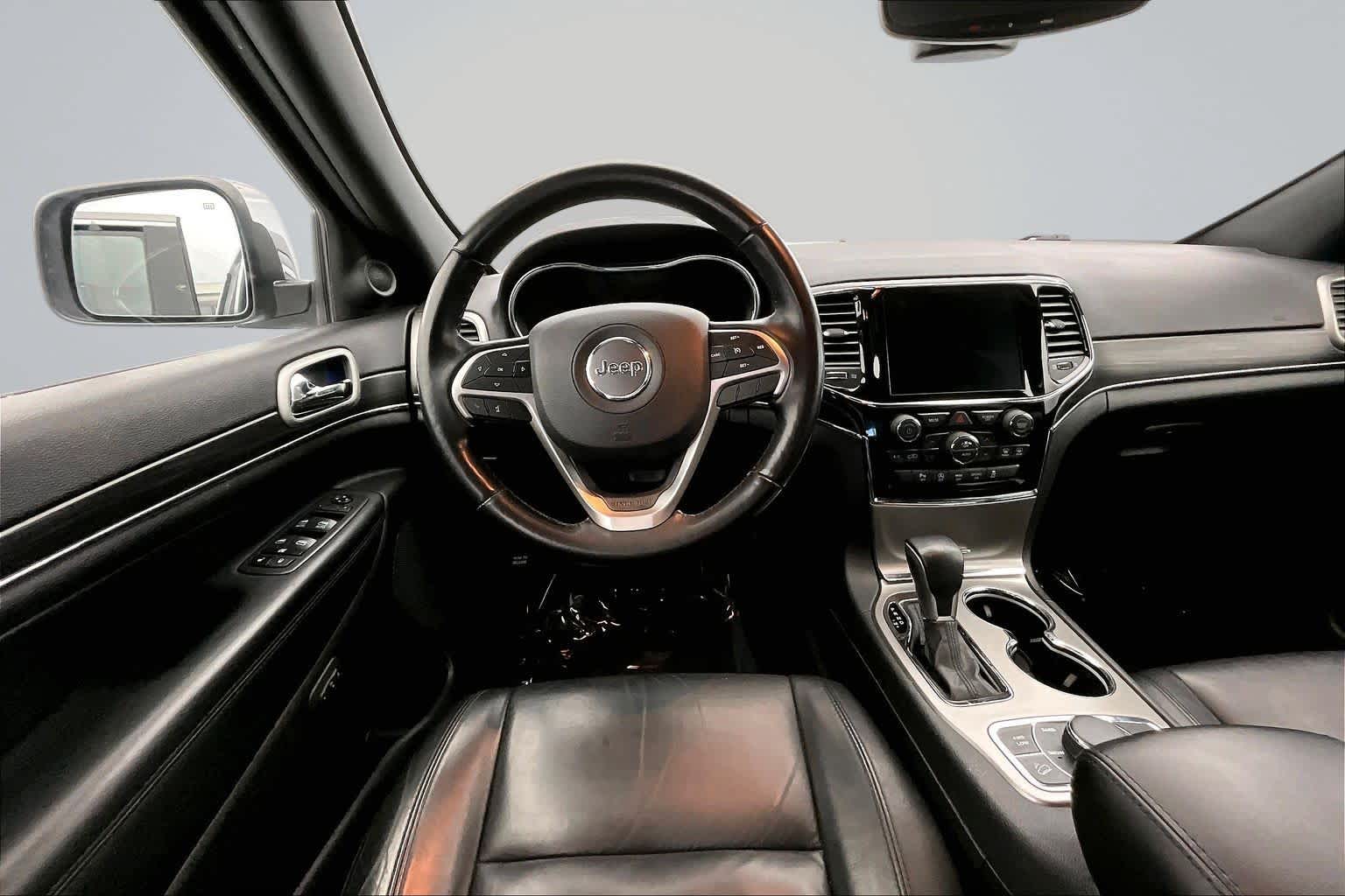 Thumbnail: 2021 Jeep Grand Cherokee - 15