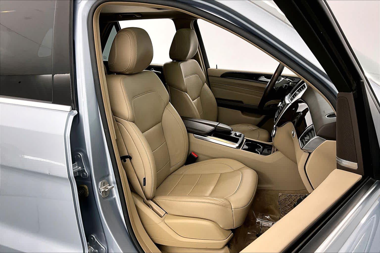 Thumbnail: 2014 Mercedes-Benz M-Class - 14