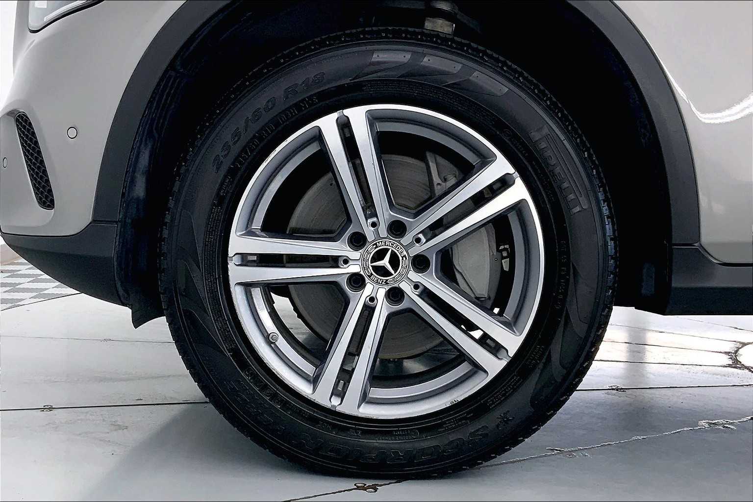 Thumbnail: 2022 Mercedes-Benz GLC - 8