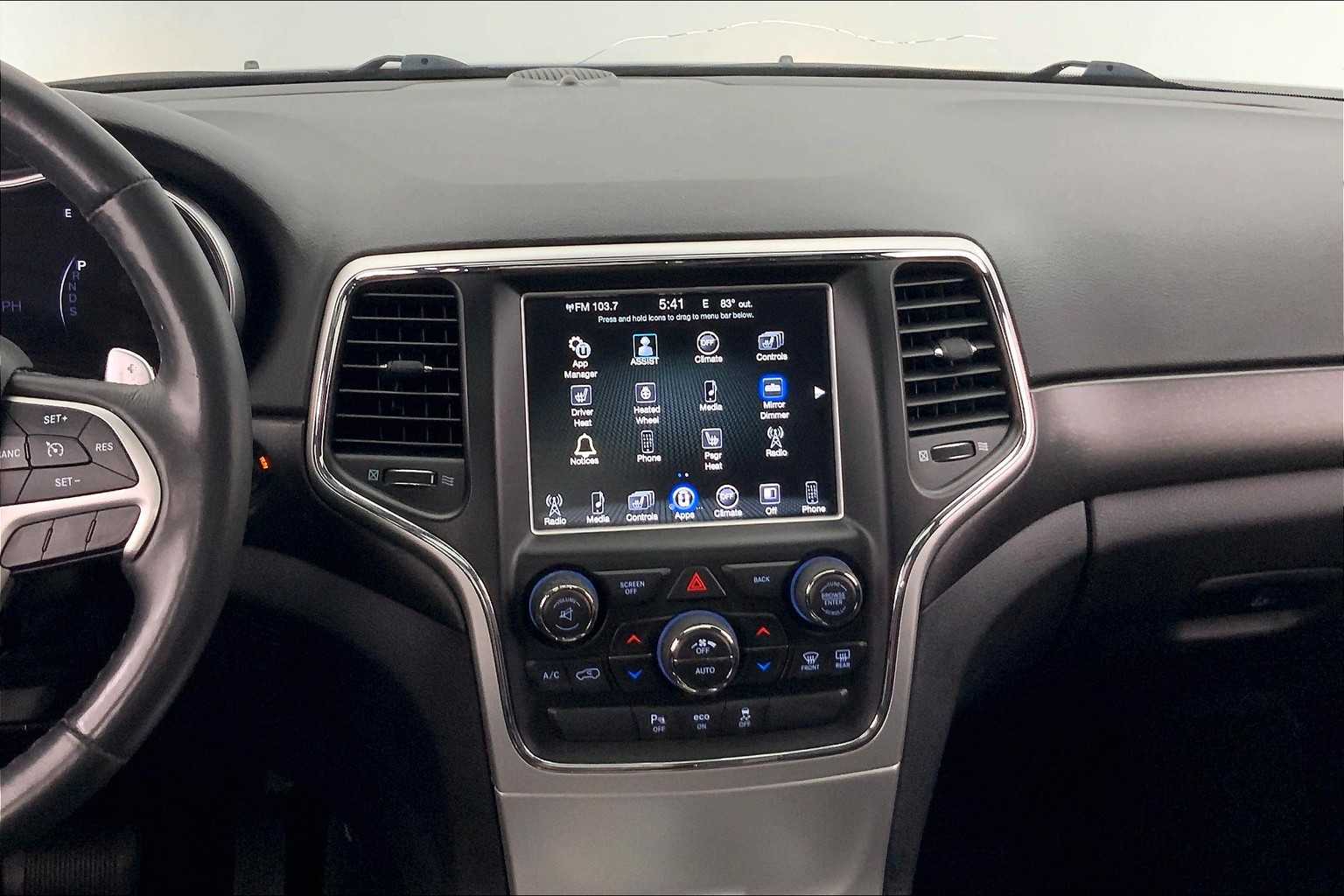 Thumbnail: 2015 Jeep Grand Cherokee - 16