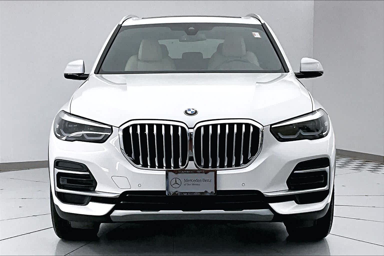 Thumbnail: 2022 BMW X5 - 6