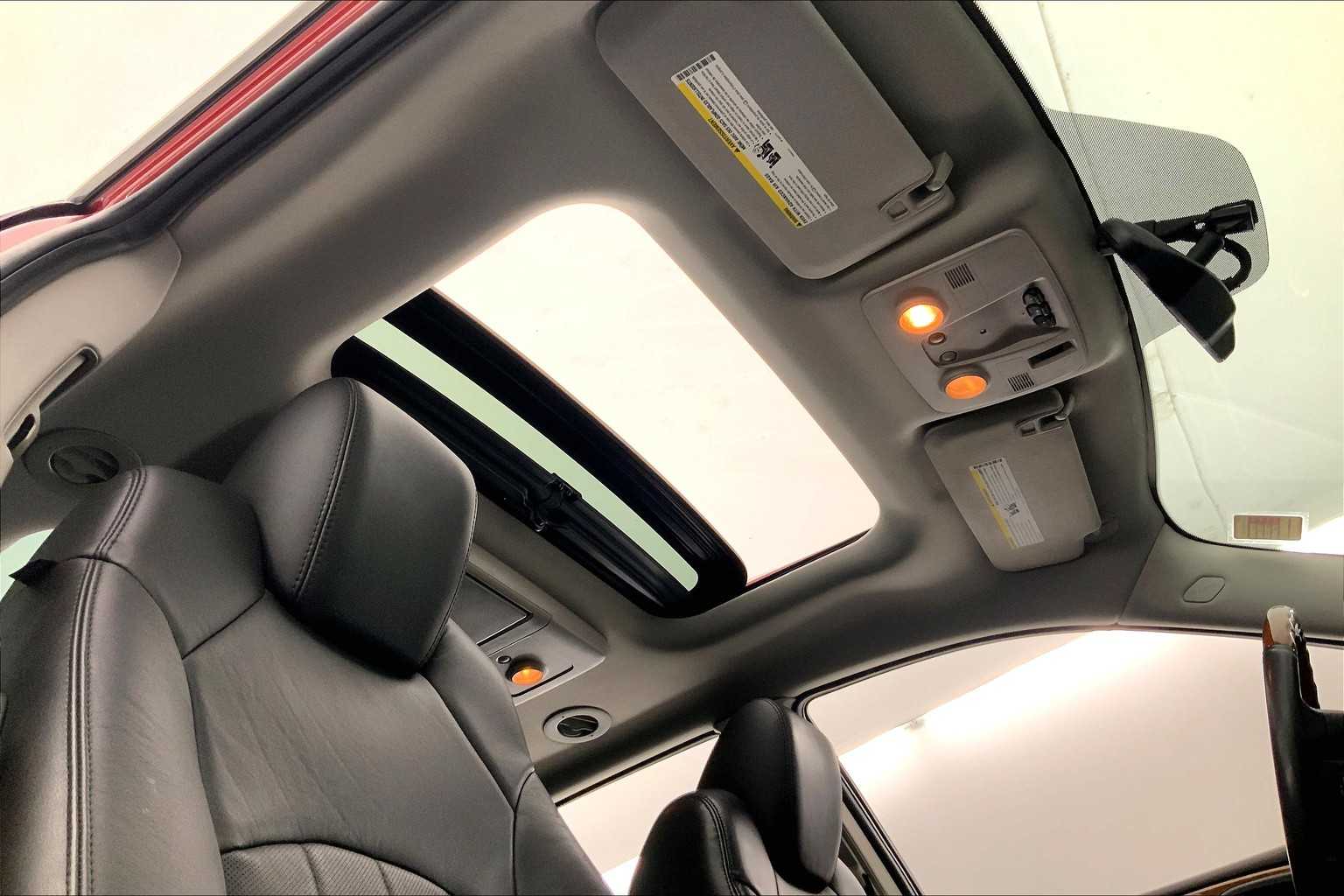Thumbnail: 2012 Buick Enclave - 22