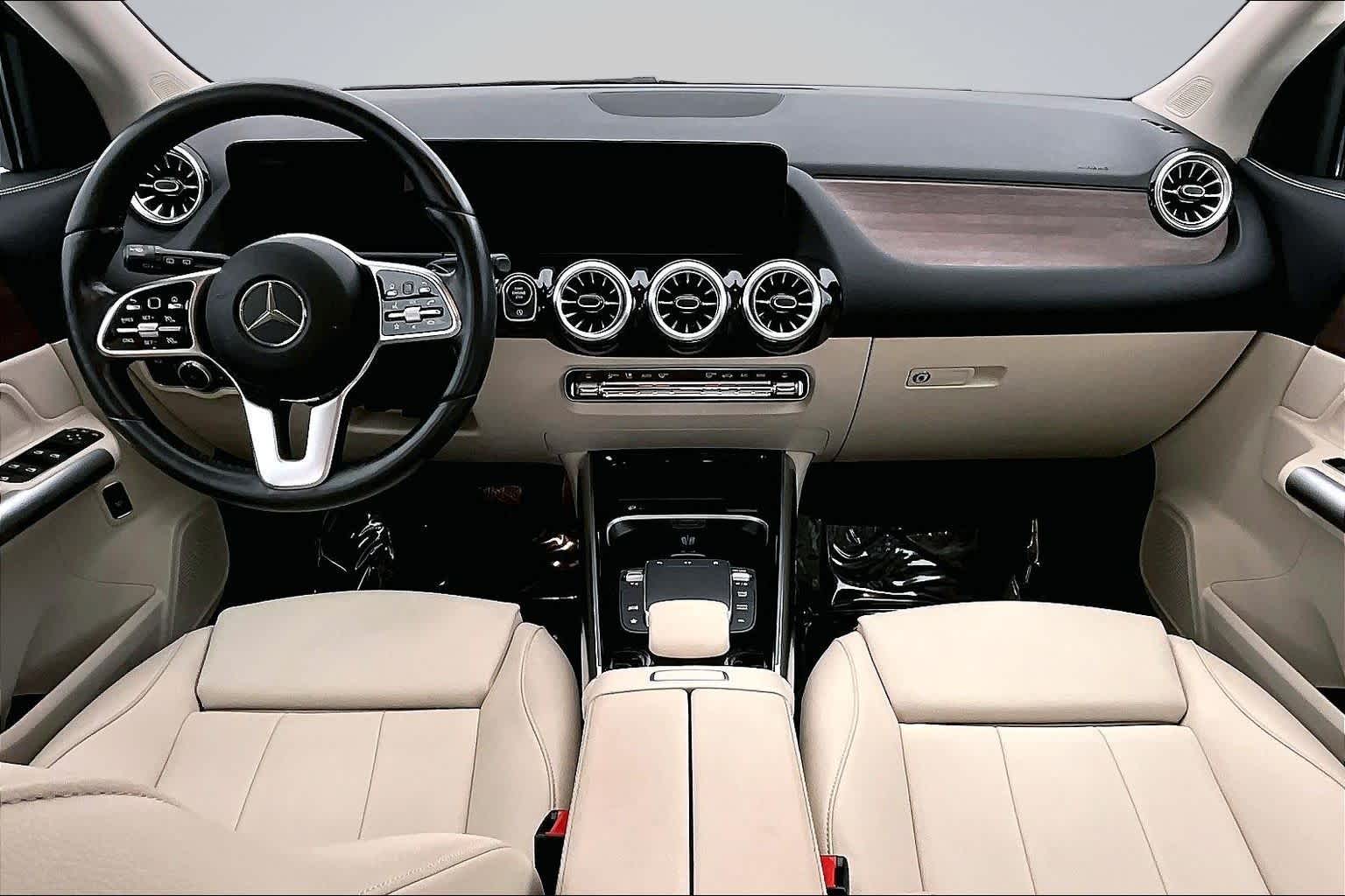 Thumbnail: 2023 Mercedes-Benz GLA - 10