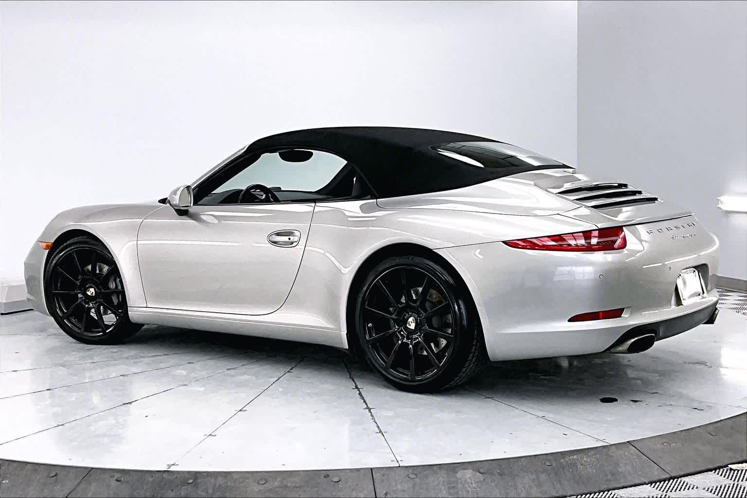 Thumbnail: 2013 Porsche 911 - 4